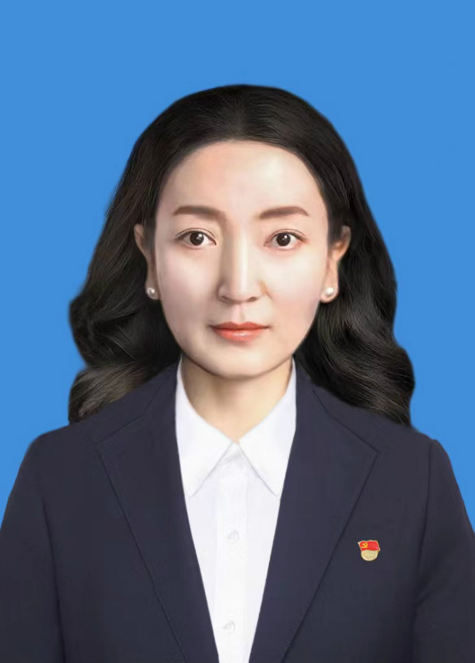 西    虹（黨委專職副書記、工會主席）